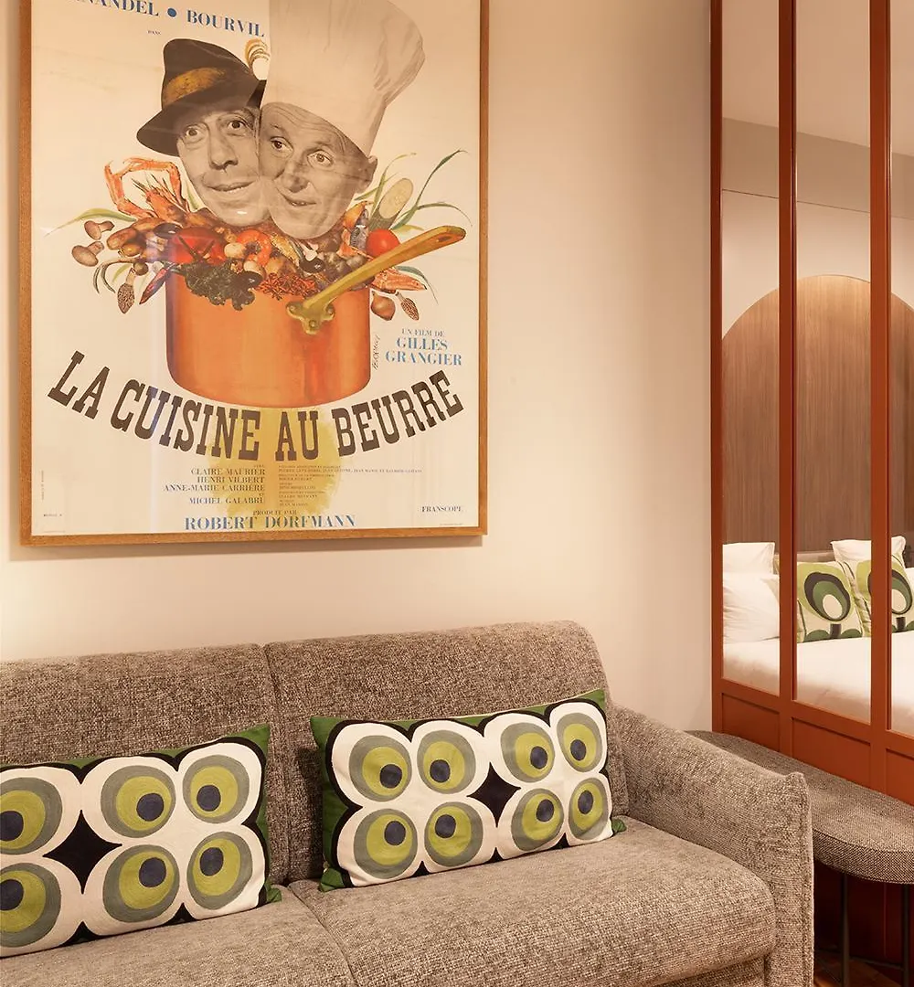 Pick A Flat's In Montmartre - Rue Des Martyrs * Paris